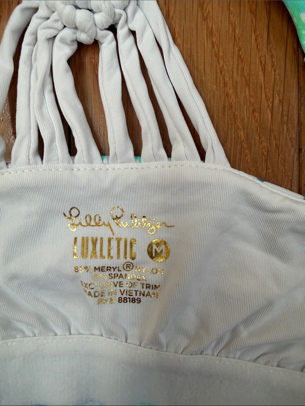 🌸EUC Lilly Pulitzer White Braided-Back Pilar Bra Active Tank with Gold Logo - Picture 3 of 5